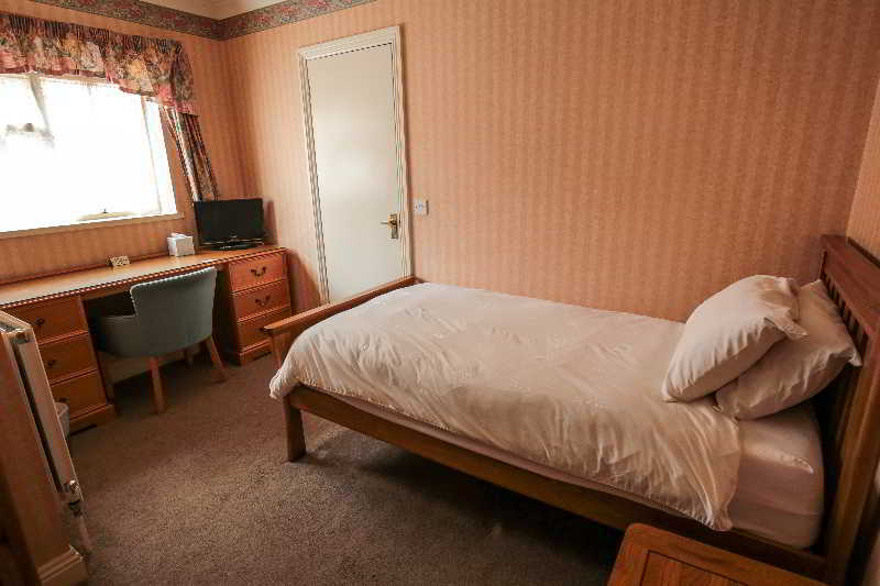 Fernbank Hotel Basingstoke Exterior foto